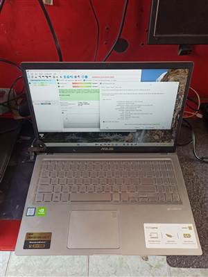 Laptop Asus X509 i5-8265U